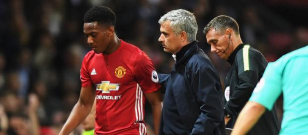 Manchester United : La tension monte entre José Mourinho et Anthony Martial Manchester United : La tension monte entre José Mourinho et Anthony Martial