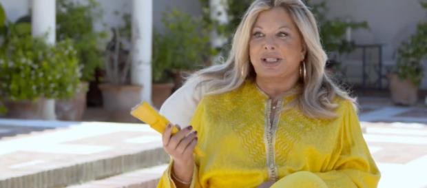 Olivia Valère muestra su mansión y lujosa vajilla en 'Ven a cenar conmigo: Summer edition' Olivia Valère muestra su mansión y lujosa vajilla en 'Ven a cenar conmigo: Summer edition'
