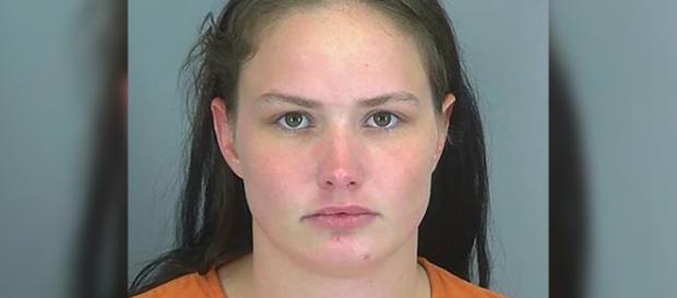 Usa, uccide la figlia facendole mangiare sale: condannata a 30 anni Usa, uccide la figlia facendole mangiare sale: condannata a 30 anni