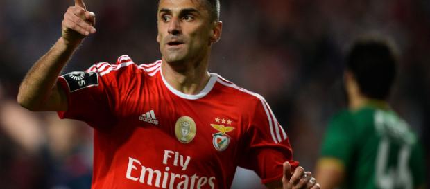 Atacante do Benfica, Jonas foi o artilheiro do último Campeonato Português Atacante do Benfica, Jonas foi o artilheiro do último Campeonato Português