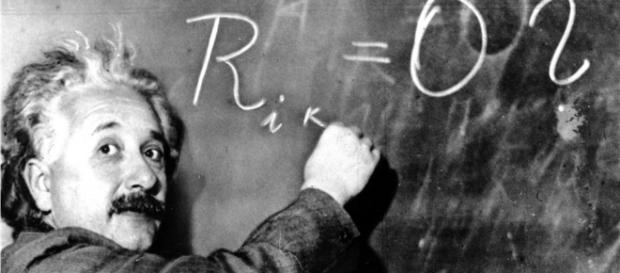 'La Teoría de la Relatividad' de Einstein apoyada por el movimiento de una estrella 'La Teoría de la Relatividad' de Einstein apoyada por el movimiento de una estrella