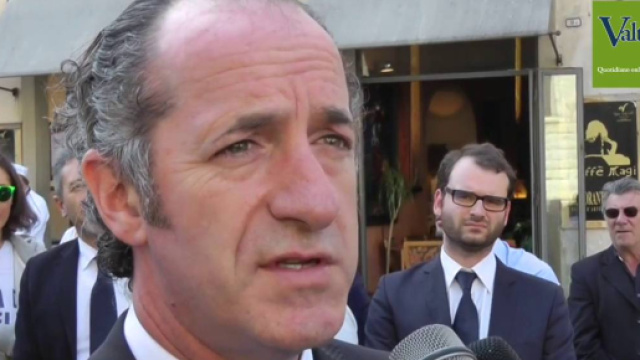 Il governatore del Veneto si mette a capo della rivolta degli industriali del nord contro il dl dignità