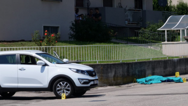 Vicenza, uccide un uomo con cinque colpi di revolver e poi si spara