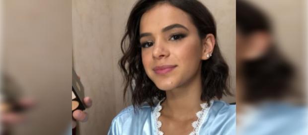 Após Deus Salve o Rei, Bruna Marquezine exibe novo corte de cabelo Após Deus Salve o Rei, Bruna Marquezine exibe novo corte de cabelo