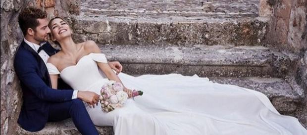 David Bisbal se casa por sorpresa con Rosanna Zanetti en una boda íntima y 'perfecta' David Bisbal se casa por sorpresa con Rosanna Zanetti en una boda íntima y 'perfecta'