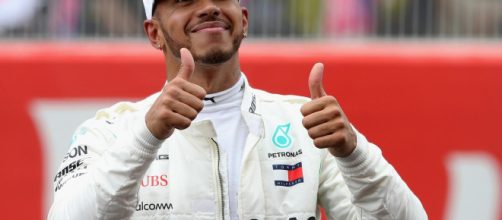 Formula 1: Hamilton vince in Ungheria e vola a +24 su Vettel - standard.co.uk