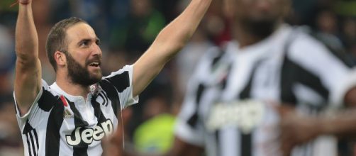 Calciomercato Juve: Higuain sempre più lontano, Pjanic potrebbe restare