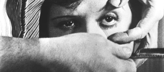El famoso largometraje de "Un perro andaluz" de Luis Buñuel, Salvador Dalí El famoso largometraje de "Un perro andaluz" de Luis Buñuel, Salvador Dalí