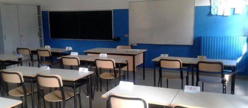 Salerno: maestra di ruolo licenziata perché senza laurea, è il primo caso in Italia