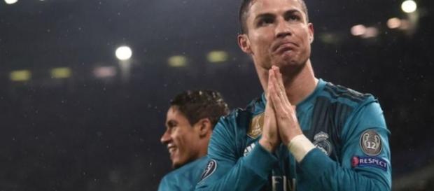 Cristiano Ronaldo se habría ofrecido al director deportivo de la Juventus (Rumores) Cristiano Ronaldo se habría ofrecido al director deportivo de la Juventus (Rumores)