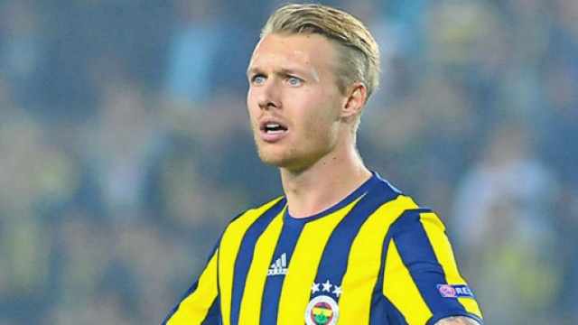 Simon Kjaer reste dans les petits papiers de l'OM pendant le mercato estival.