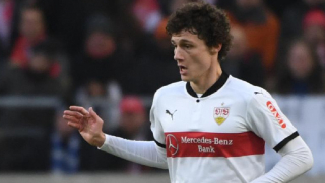 VfB Stuttgart: Tottenham Hotspur scoutet Abwehr-Juwel Pavard ... - bild.de