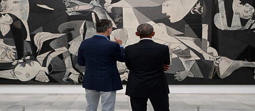El rey Felipe VI acompañó al expresidente Obama en su visita por el Museo Reina Sofía