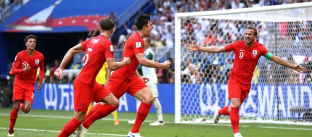 Jogadores ingleses comemoram gol importante para a classificação às semifinais da Copa do Mundo Jogadores ingleses comemoram gol importante para a classificação às semifinais da Copa do Mundo
