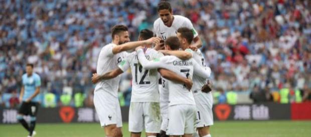L'Equipe de France passe en demi-finale après avoir vaincu l'Uruguay L'Equipe de France passe en demi-finale après avoir vaincu l'Uruguay