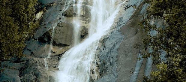 Three YouTube stars died after falling off a waterfall. Image Credit: Flickr - MBisanz Three YouTube stars died after falling off a waterfall. Image Credit: Flickr - MBisanz