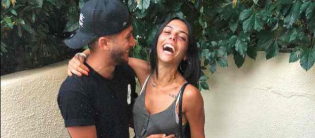 Julia Morgante (Les Marseillais) et Bastien Munez (Koh-Lanta) officialisent leur couple ! Julia Morgante (Les Marseillais) et Bastien Munez (Koh-Lanta) officialisent leur couple !