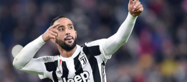 Mehdi Benatia pourrait être définitivement éloigné de l'OM en cas de prolongation avec la Juventus. Mehdi Benatia pourrait être définitivement éloigné de l'OM en cas de prolongation avec la Juventus.
