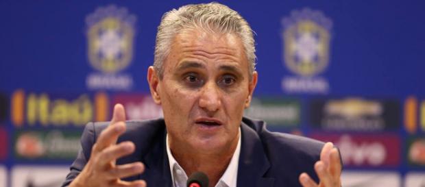 Vai ficar para 2022? Tite tem apoio de Renato Gaúcho Vai ficar para 2022? Tite tem apoio de Renato Gaúcho