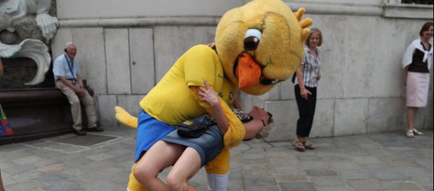 Mascote também arrasou corações por onde passou Mascote também arrasou corações por onde passou