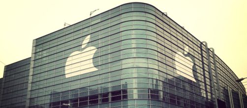 image of Apple building. - [Scott Schiller / Flickr]