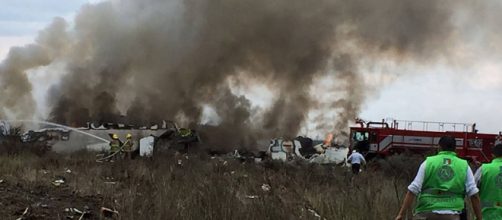 Un avión de Aeroméxico se desploma en Durango