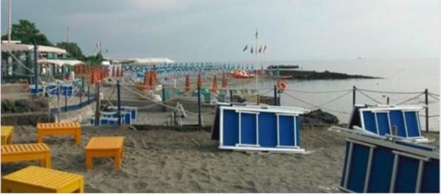 Ischia, muore per infarto un operaio in mare - Il Mattino.it Ischia, muore per infarto un operaio in mare - Il Mattino.it