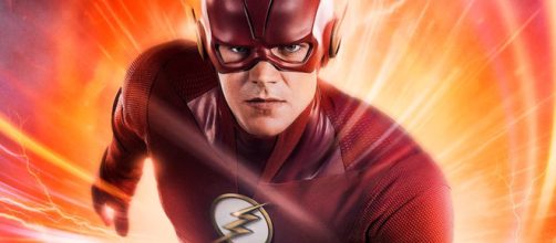 Grant Gustin revealed the new Flash costume for Season 5 - [Emergency Awesome / YouTube screencap]