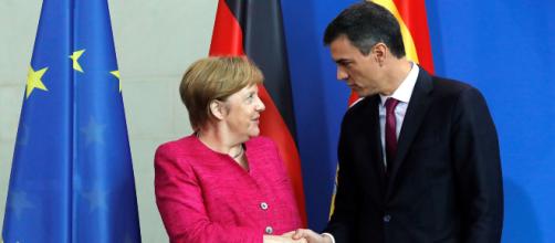 Pedro Sánchez y Angela Merkel reunidos para hablar sobre la inmigración