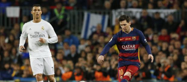 Cristiano y Messi se disputan el premio al mejor delantero de la última Champions Cristiano y Messi se disputan el premio al mejor delantero de la última Champions