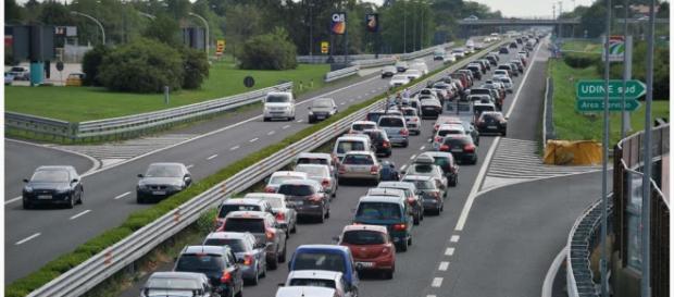 Esodo di Ferragosto: bollino nero nel weekend Esodo di Ferragosto: bollino nero nel weekend