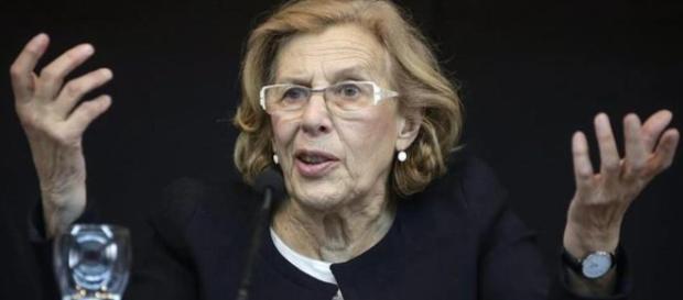 Manuela Carmena impulsa una polémica medida contra el lujo en Madrid Manuela Carmena impulsa una polémica medida contra el lujo en Madrid