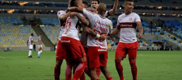 Colorado venceu Tricolor no Maracanã Colorado venceu Tricolor no Maracanã