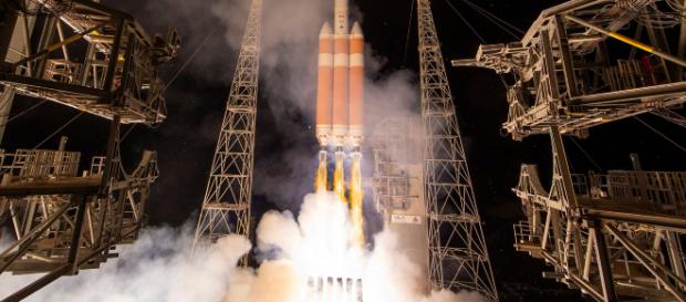 Fue enviado hacia el Sol el cohete Delta IV Heavy con la sonda Parker Fue enviado hacia el Sol el cohete Delta IV Heavy con la sonda Parker