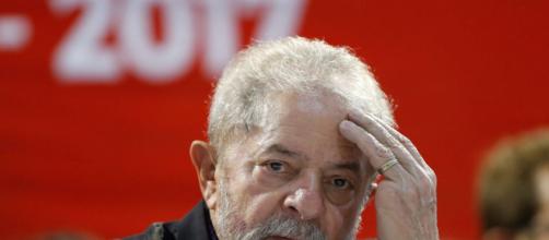 Tribunal puso a Lula da Silva con un pie en la cárcel