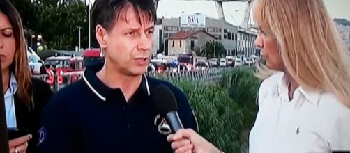 Crollo viadotto Genova: Giuseppe Conte nei luoghi del disastro.