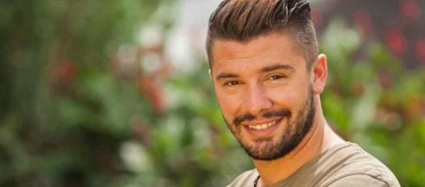 Kevin Guedj (LMvsMonde3) giflé en boîte de nuit, une deuxième vidéo choc voit le jour Kevin Guedj (LMvsMonde3) giflé en boîte de nuit, une deuxième vidéo choc voit le jour