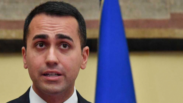 Di Maio: 'Basta con le idee malsane sui vaccini'