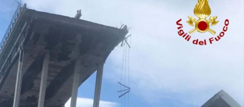 Genova, crolla ponte dell'autostrada A10: almeno 35 morti di cui 3 minori