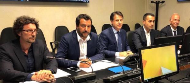 Di Maio vuole nazionalizzare le autostrade Di Maio vuole nazionalizzare le autostrade