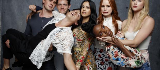 Riverdale esta cerca para iniciar su 3ra temporada Riverdale esta cerca para iniciar su 3ra temporada