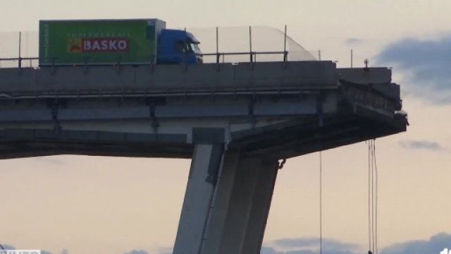 L'Italie déclare l'état d'urgence pour 12 mois à Gênes - rts.ch ... - rts.ch