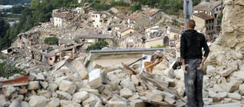 Terremoto de magnitud 5,2 sacude centro de Italia