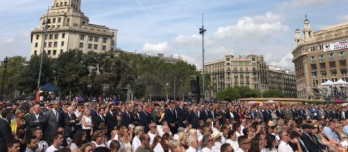 Actos de homenaje a las víctimas del 17A junto al Rey Felipe IV y Pedro Sánchez.
