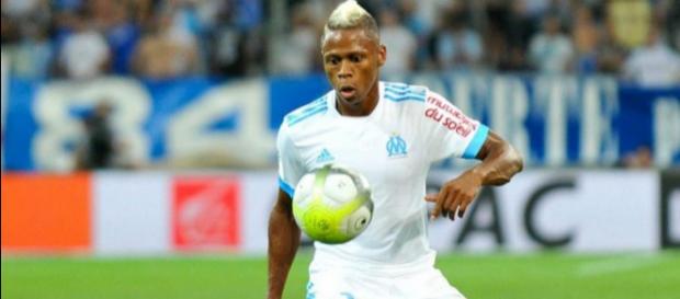 Clinton Njie semble de plus en plus proche du départ de l'OM durant ce mercato. Clinton Njie semble de plus en plus proche du départ de l'OM durant ce mercato.