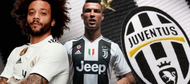 El momento de las banderas en la Juventus terminó y Buffon saluda a Marchisio El momento de las banderas en la Juventus terminó y Buffon saluda a Marchisio