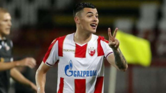 Nemanja Radonjic pourrait être acheté pour un montant de douze millions d'euros d'après le journal Mozzart.