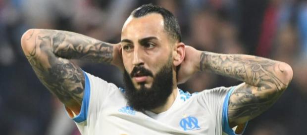 Kostas Mitroglou, pourtant annoncé sur le départ durant ce mercato, va finalement rester. Kostas Mitroglou, pourtant annoncé sur le départ durant ce mercato, va finalement rester.