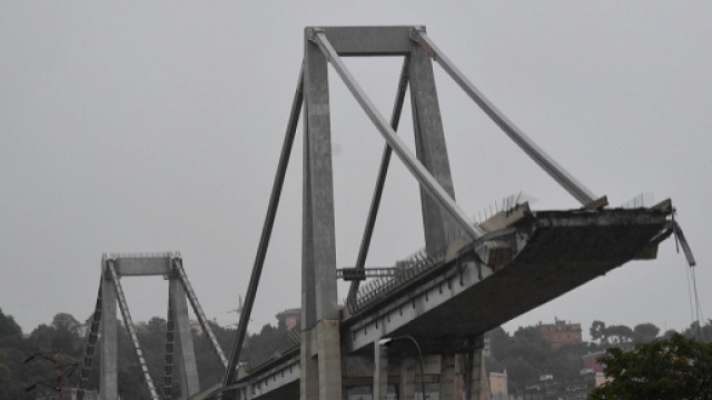 Un'immagine del Viadotto Polcevera, caduto il 14 agosto a Genova