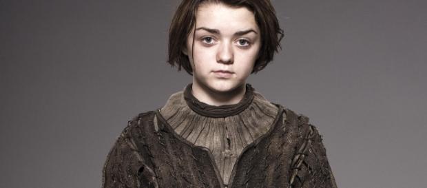 Arya Stark, interpretada por Maisie Williams Arya Stark, interpretada por Maisie Williams